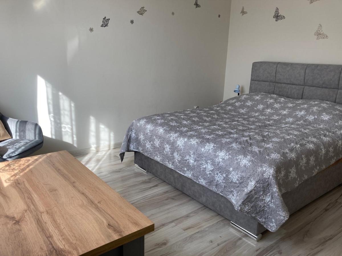 Kristaly Apartman 埃格尔 外观 照片
